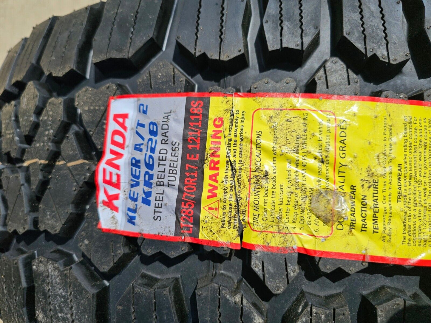 17" Jeep Wrangler Rubicon OEM wheels rims Gladiator tires KENDA 33" NEW