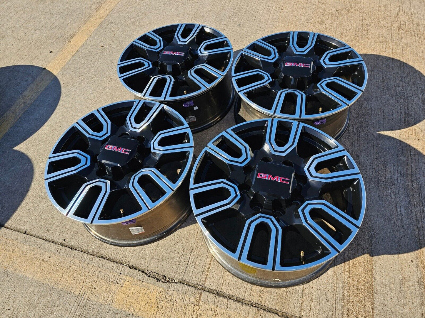 20" GMC Sierra AT4 2500 3500 OEM wheels rims 5950 Silverado 2023 2024 2025 NEW