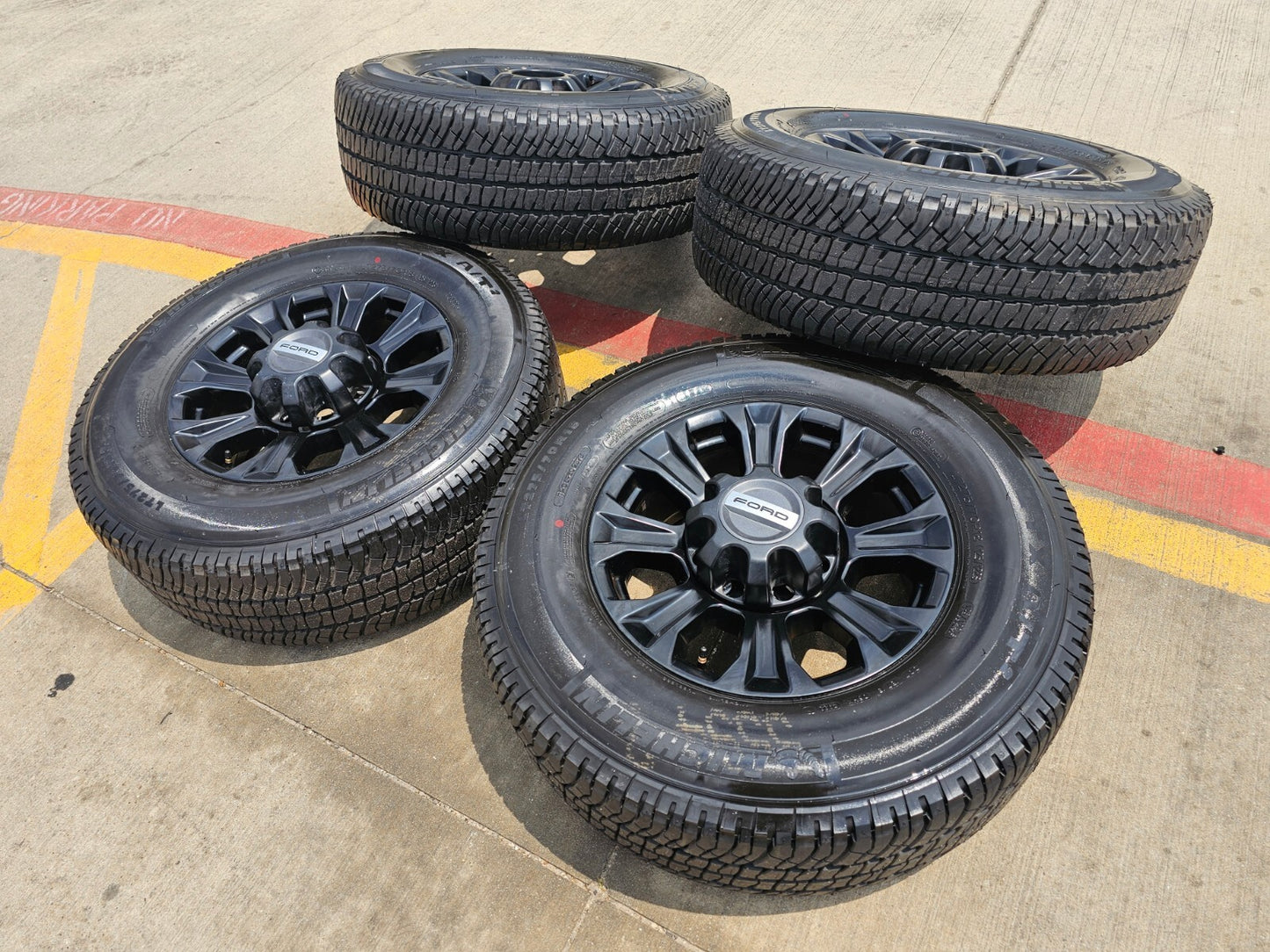 18" Ford F-250 F-350 OEM rims wheels 10097 tires MICHELIN NEW