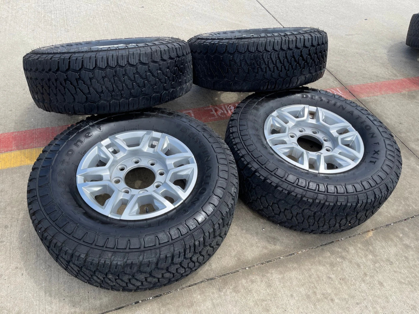 17" Chevy Silverado GMC Sierra 2500 OEM 5948 wheels rims FIRESTONE X/T 33"