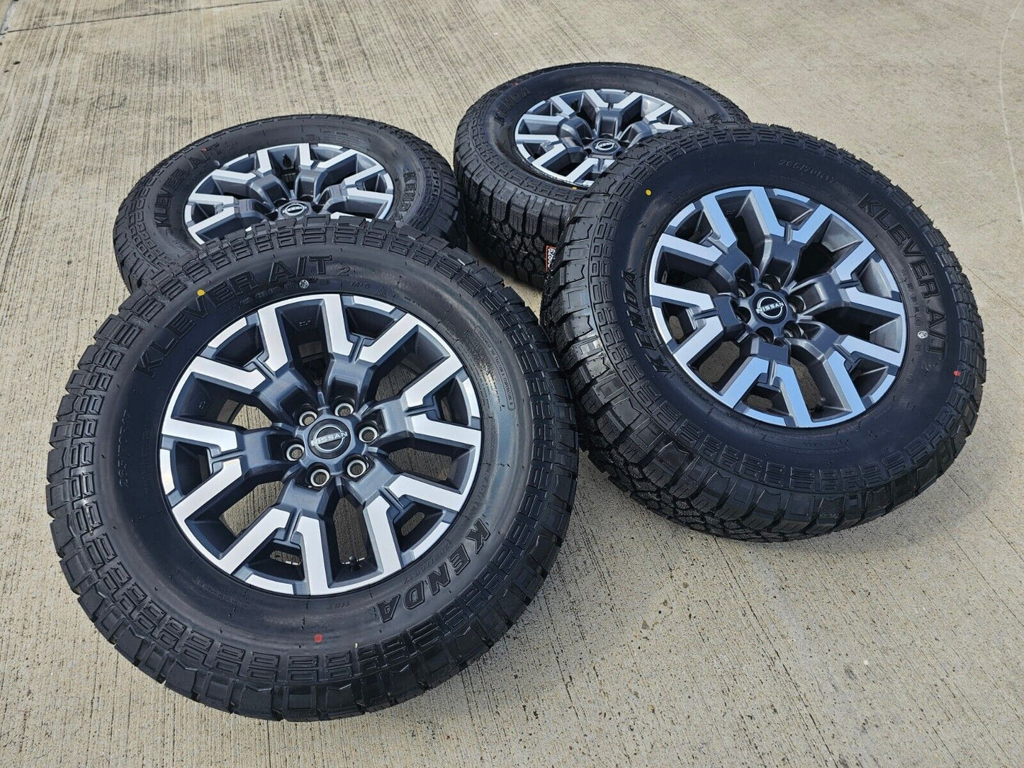 17" Nissan Frontier OEM Desert Runner 62832 wheels rims tires 2023 2024 2025 NEW