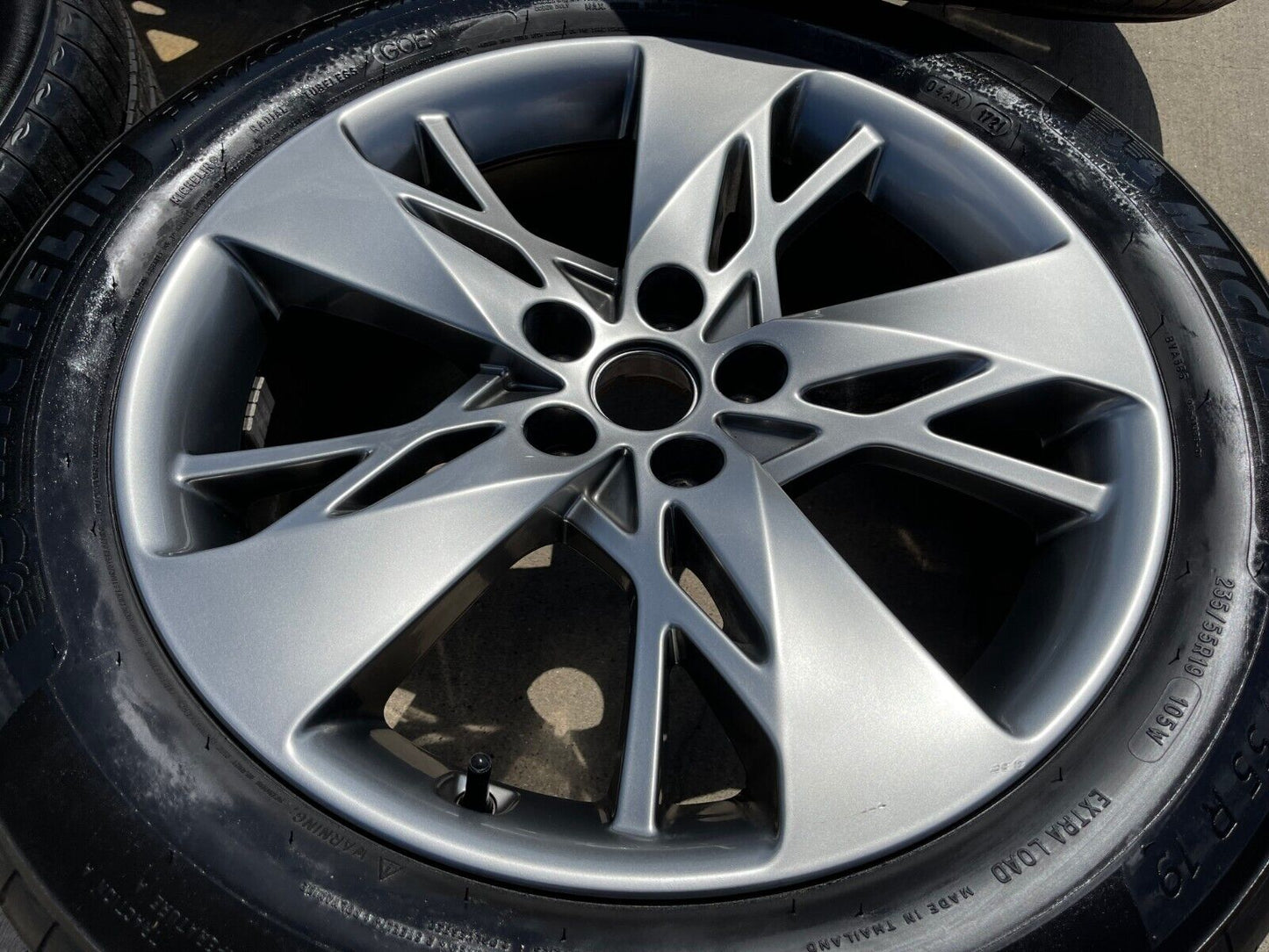 19" Hyundai Genesis GV70 GV80 GV90 OEM 71039 wheels rims 2022 2023 2024 2025