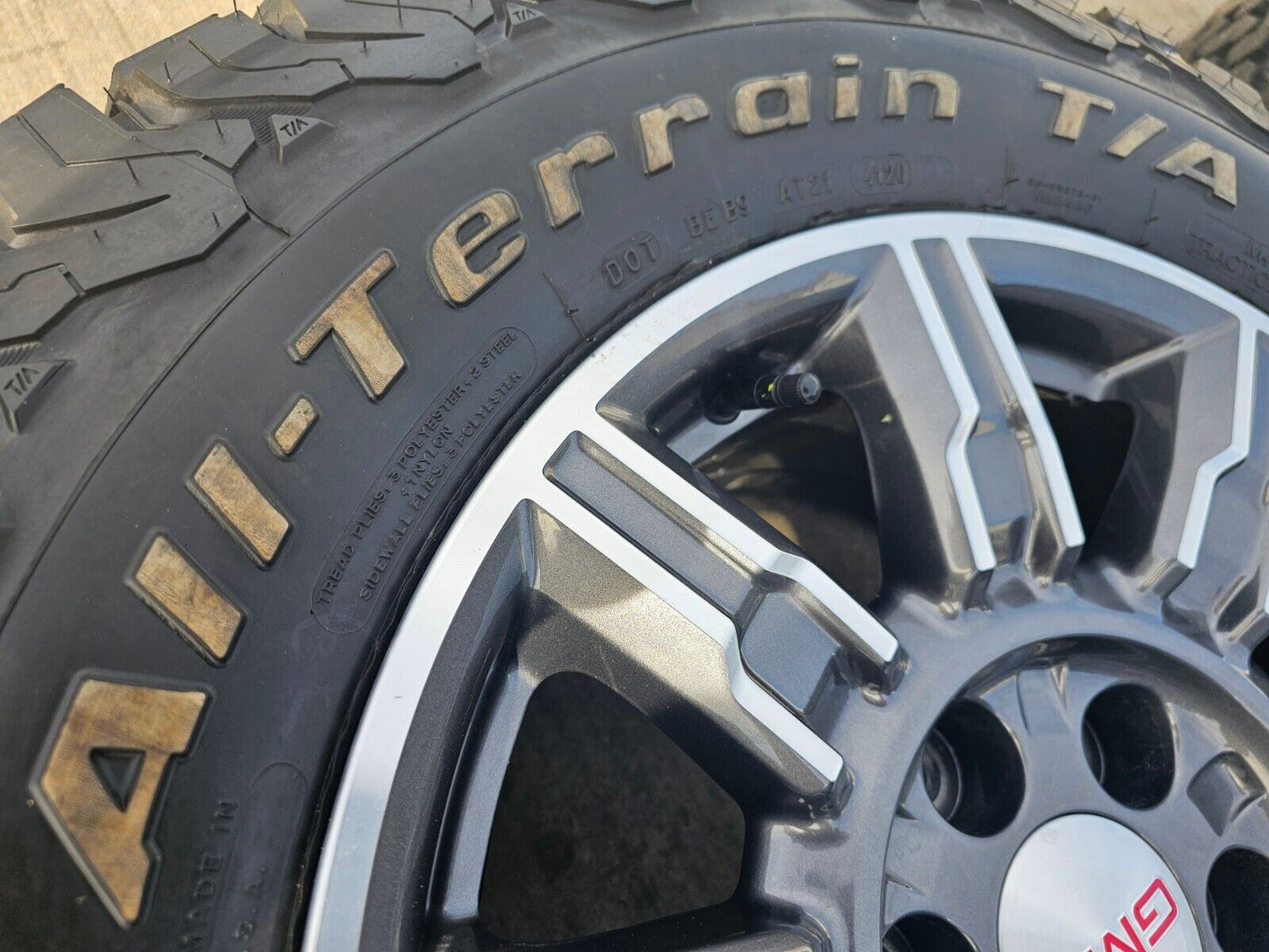 18" GMC Sierra AT4X Chevy Silverado OEM wheels rims A/T tires 2022 2023 2024