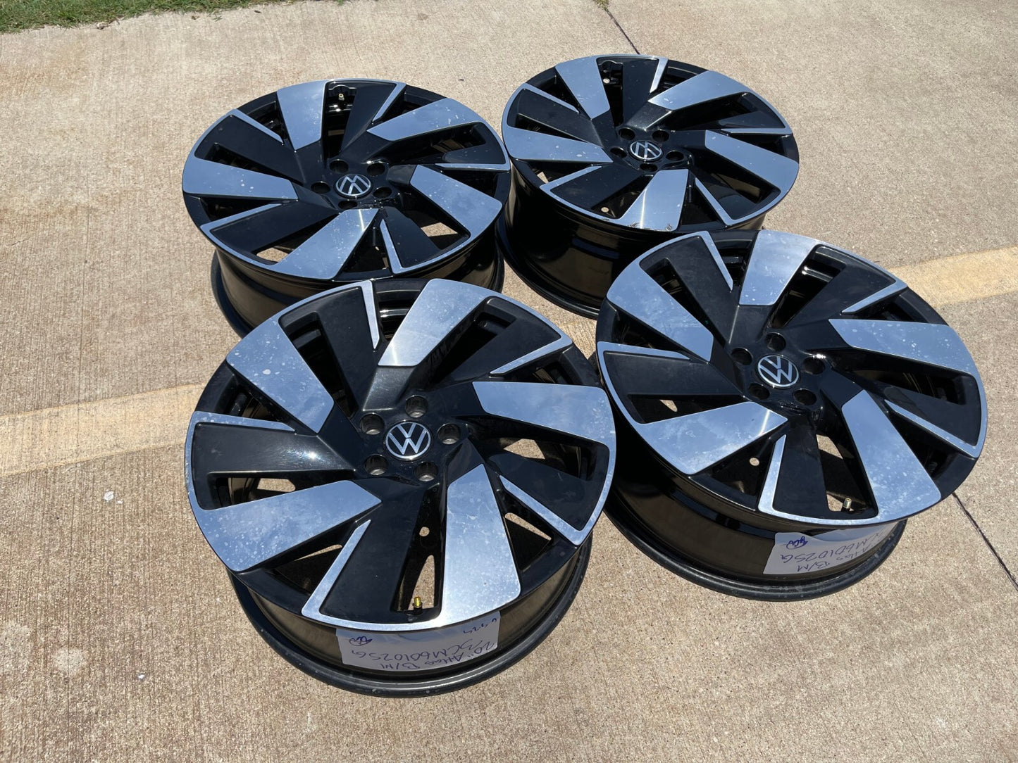 20" VW Atlas OEM wheels rims black Audi Q7 Q8 2020 2021 2022 2023 2024 2025 2026