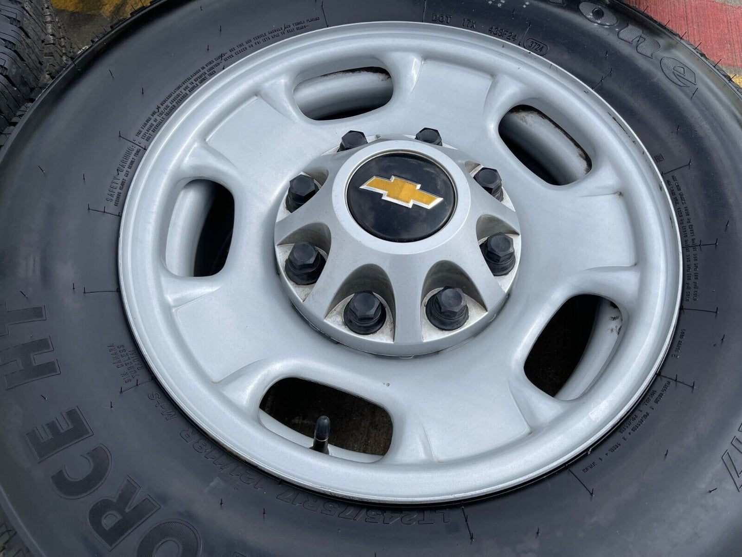 17" Chevy Silverado GMC Sierra 2500 OEM 8095 wheels 2021 2022 2023 2024 2025 NEW