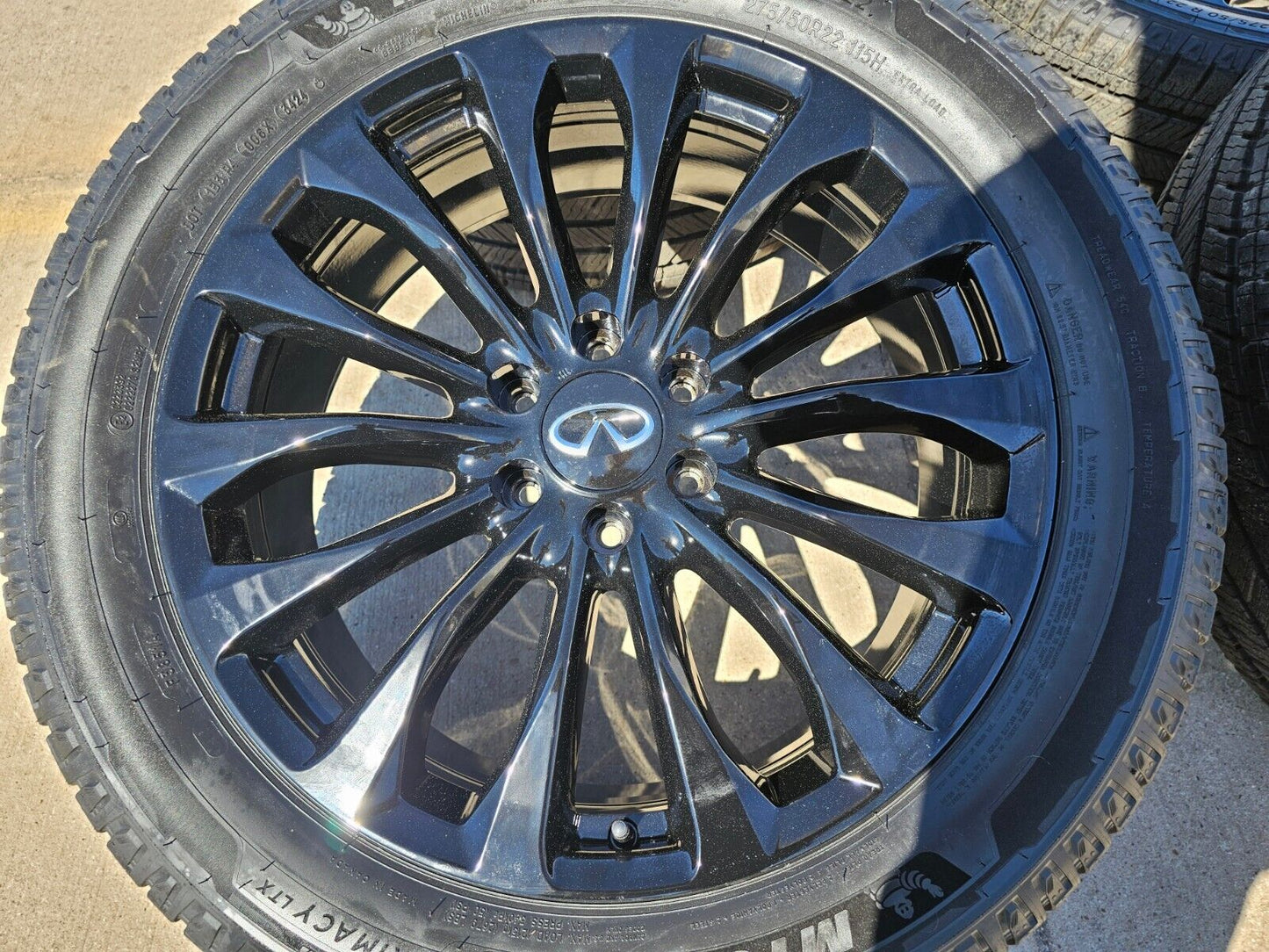 22" Infiniti QX80 QX56 OEM wheels rims 62799 73770 Nissan Titan Armada NEW