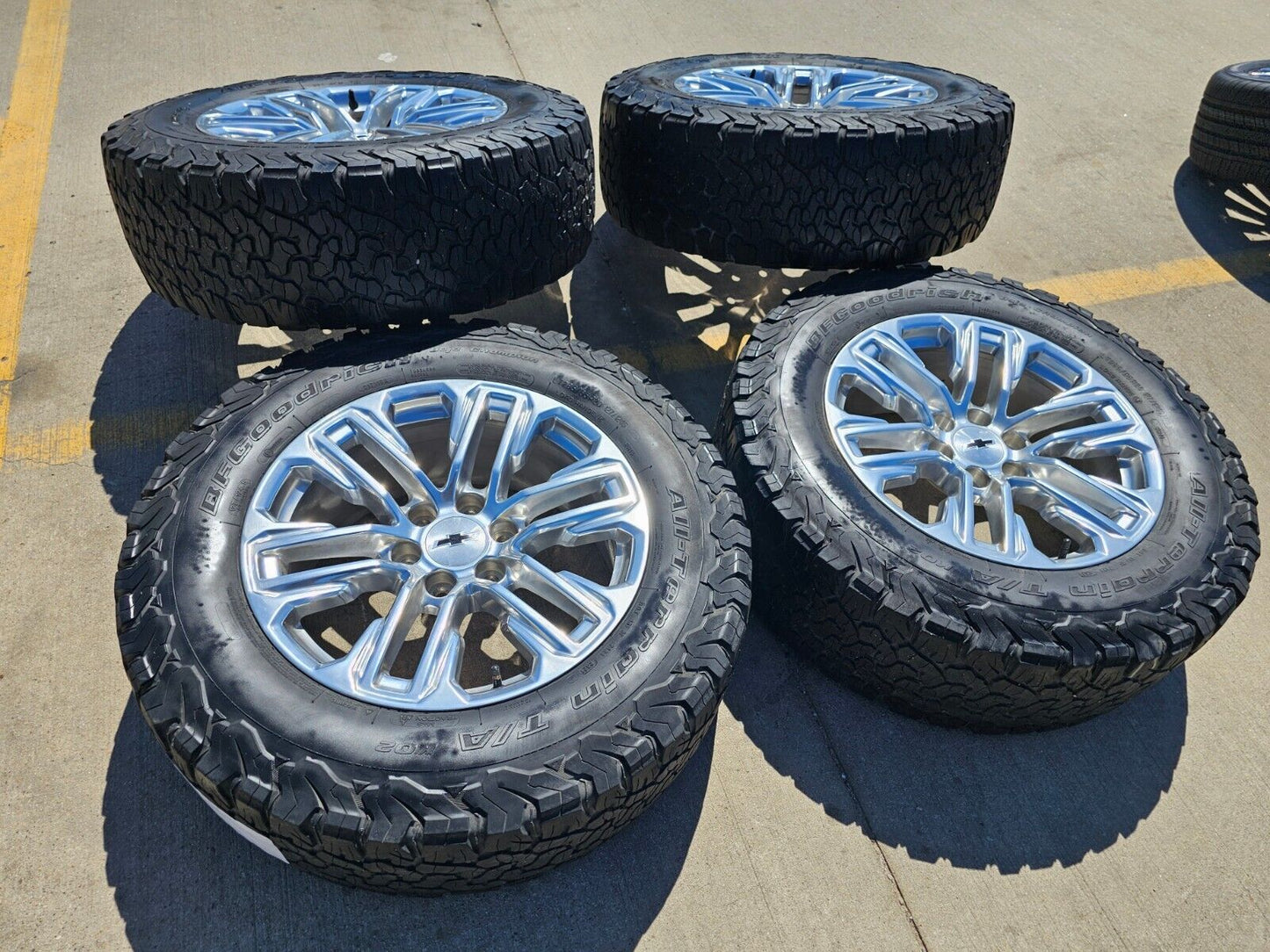 20" Chevy Tahoe Silverado GMC Yukon Sierra OEM 2120 14024 wheels rims BFG