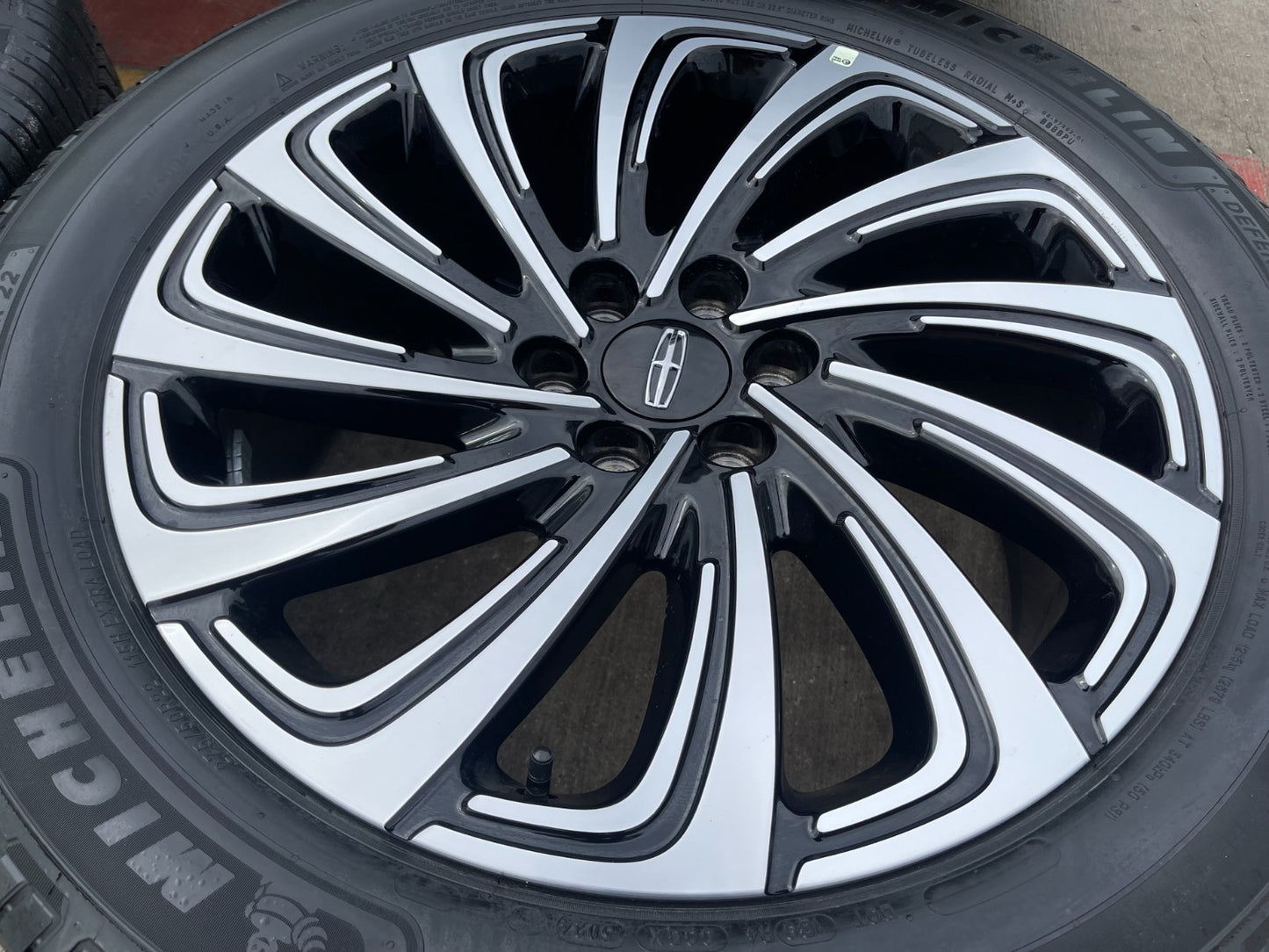 22" Lincoln Navigator OEM rims wheels BLACK LABEL 2024 2025 2026 NEW