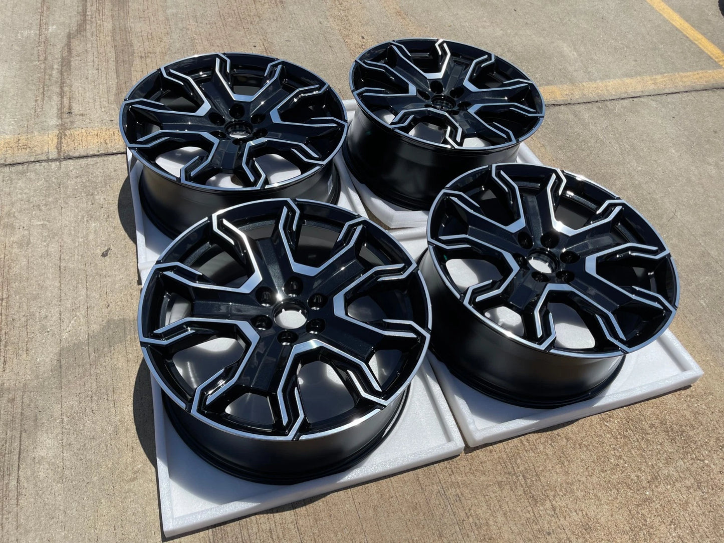 24" GMC Yukon Sierra Chevy Tahoe Escalade V OEM wheels rims 2025 2026 NEW