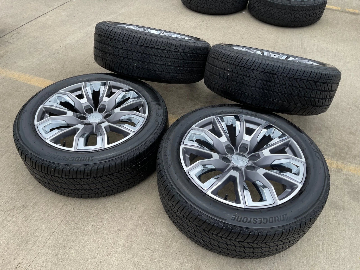 22" GMC Yukon Chevy Tahoe Escalade OEM chrome 95513 wheels rims