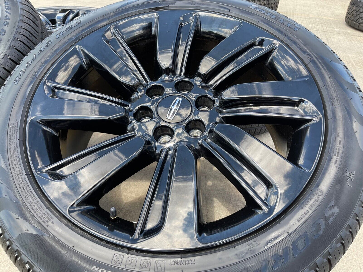22" Lincoln Navigator OEM rims wheels Black Label 95384 10496 2022 2023 2024 NEW