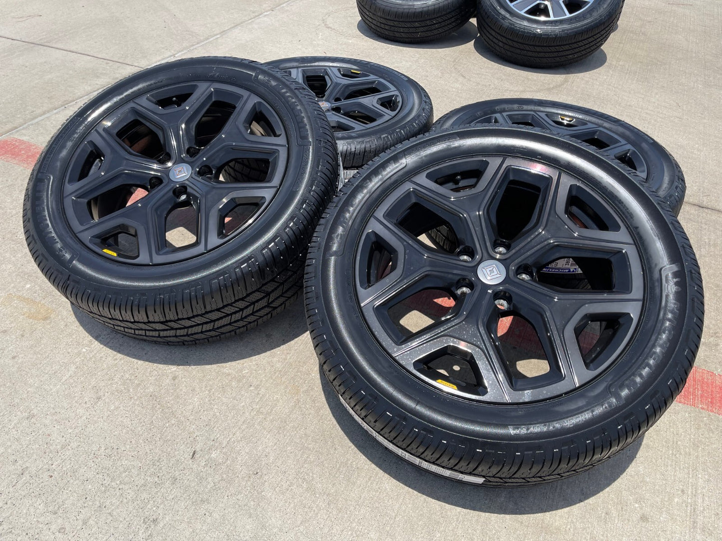 22" Rivian R1T R1S OEM wheels rims tires 2022 2023 2024 2025 2026 NEW MICHELIN