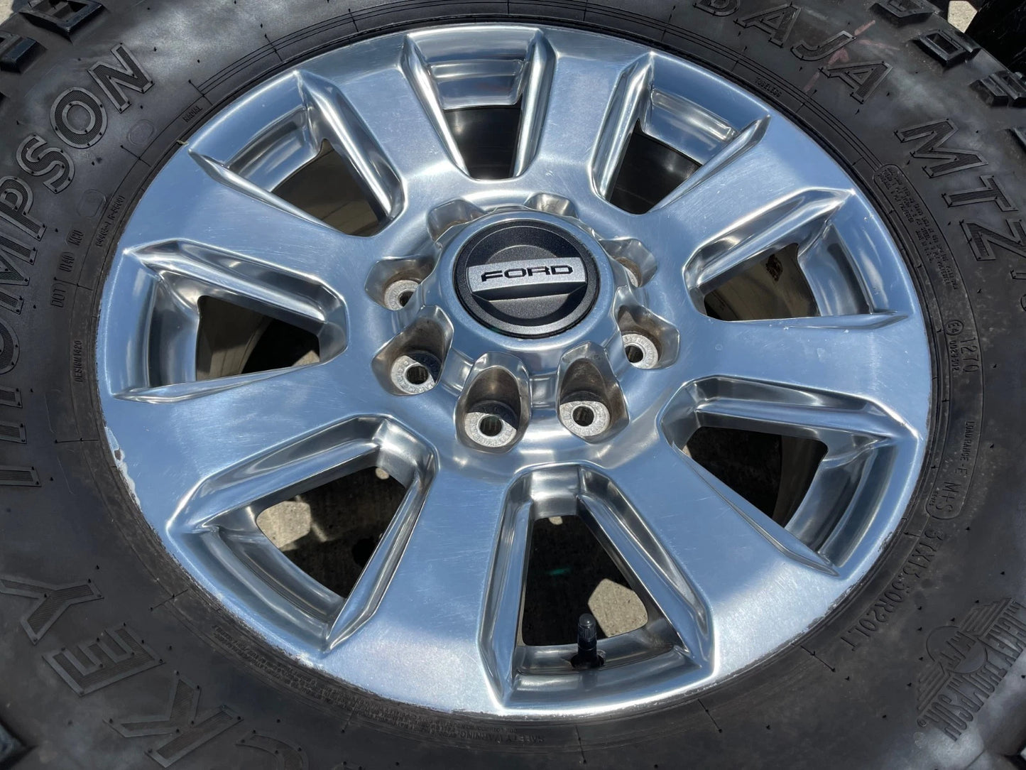 20" Ford F-250 Limited Lariat OEM 10102 rims wheels tires 37"