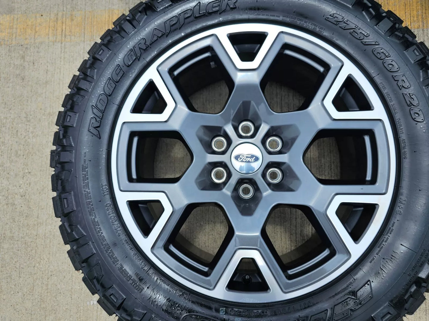 20" Ford F-150 LARIAT Limited OEM rims wheels Expedition 2025 NEW NITTO
