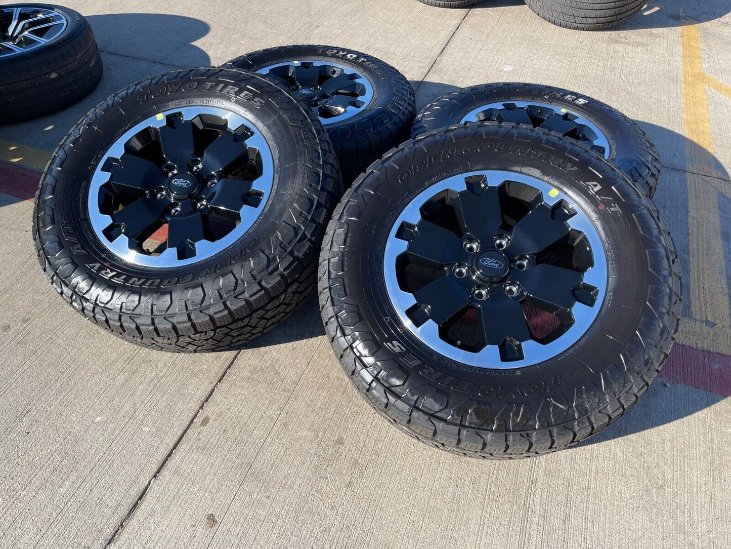 18" Ford Bronco BADLANDS OEM black wheels rims 10282 Ranger 2024 2025 TOYO NEW