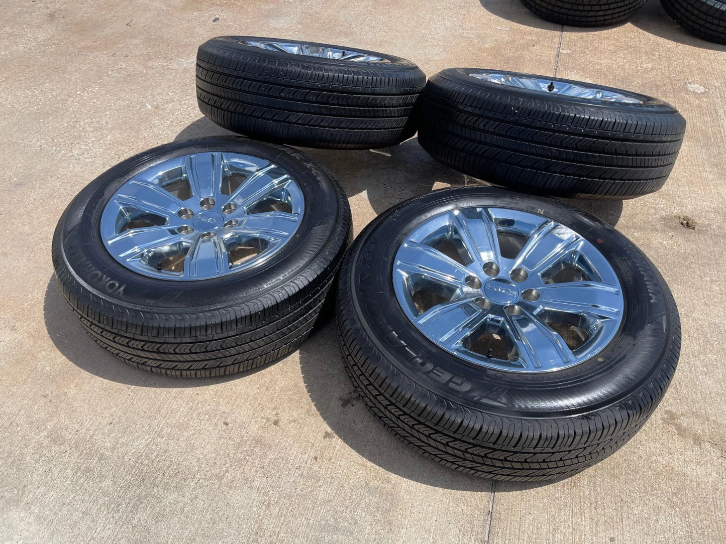 20" GMC Sierra Yukon DENALI OEM wheels rims 5752 chrome tires