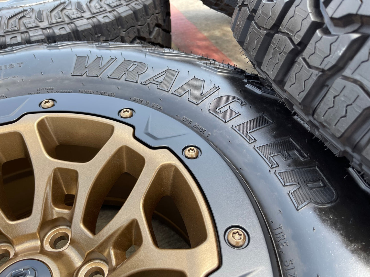 18" Dodge Ram 1500 RHO TRX Beadlock OEM bronze wheel rim 2735 tires 35" NEW