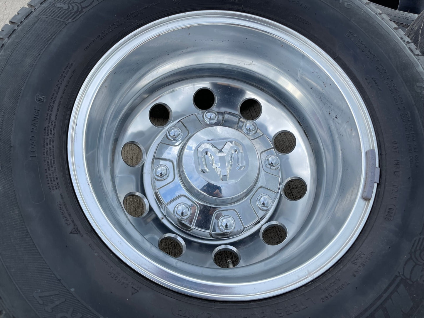 17" Dodge Ram 3500 Dually Laramie 8x200 wheels rims 2701 2702 OEM MICHELIN