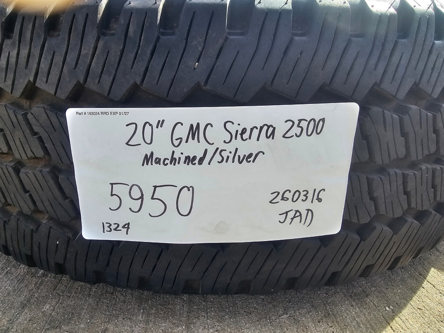 20" GMC Sierra AT4 2500 3500 OEM wheels rims 5950 Silverado BRIDGESTONE DUELER