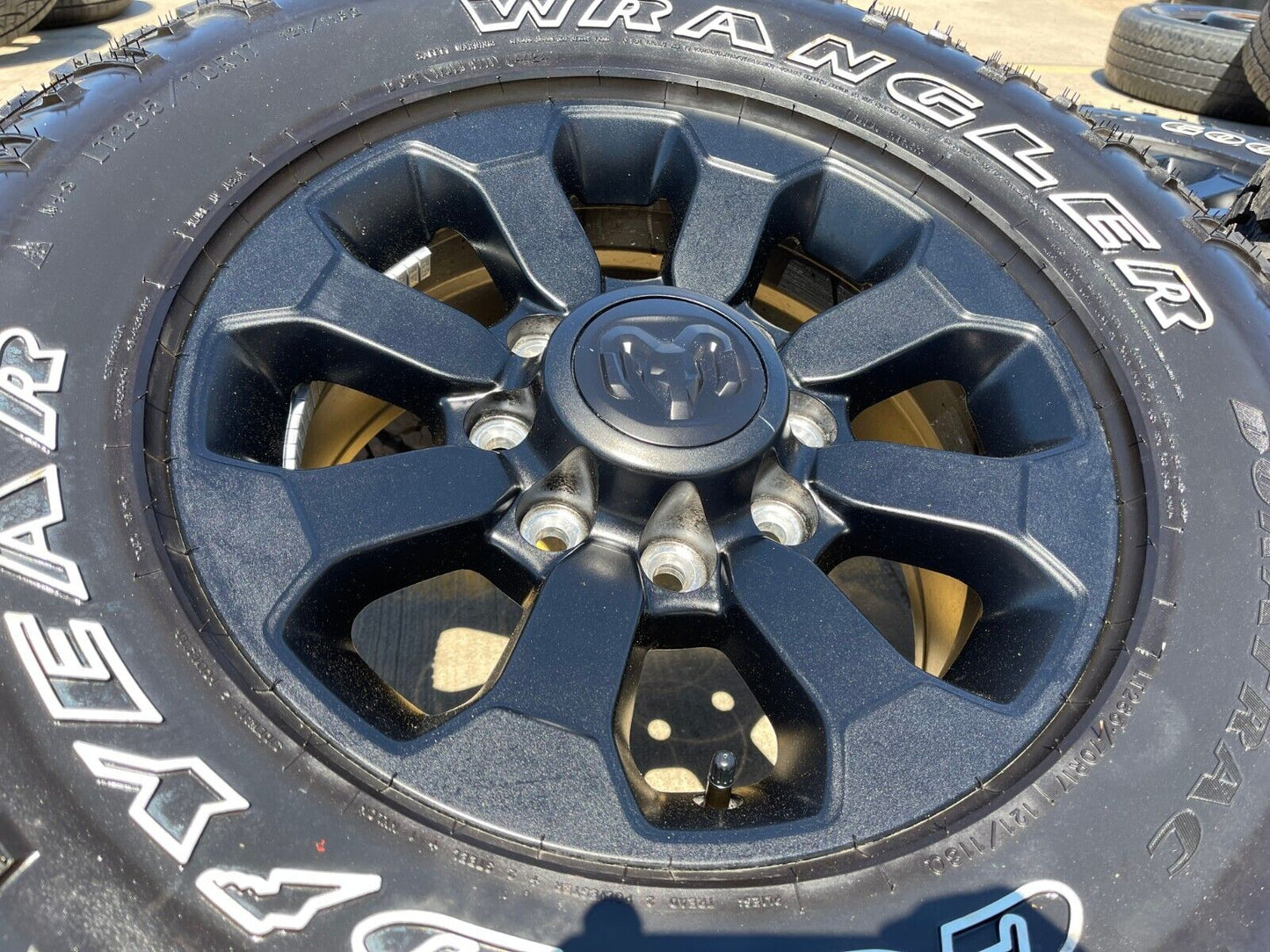 17" Ram 2500 3500 Laramie Power Wagon OEM wheels rims 2599 tires 2024 2025 NEW