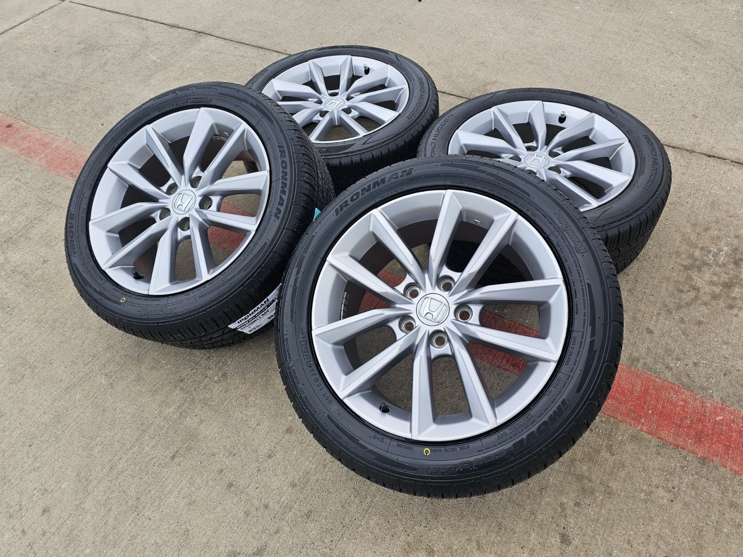 17" Honda Civic OEM wheels rims 63158 Accord HR-V tires