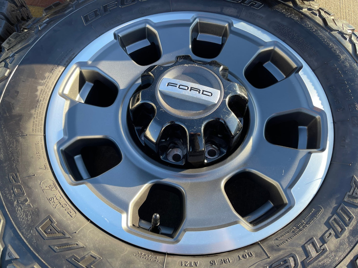 18" Ford F-250 F-350 OEM TREMOR rims wheels 10482 BFG KO2 A/T