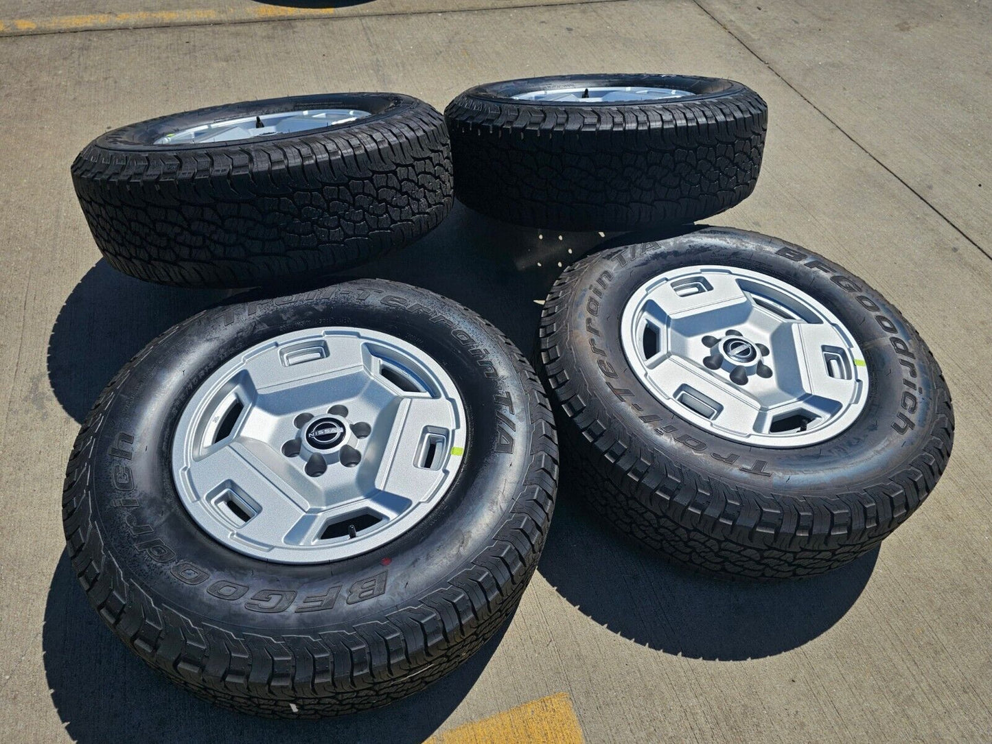 17" Nissan Frontier OEM Retro Hardbody Edition 62783 wheels rims 2025 NEW BFG