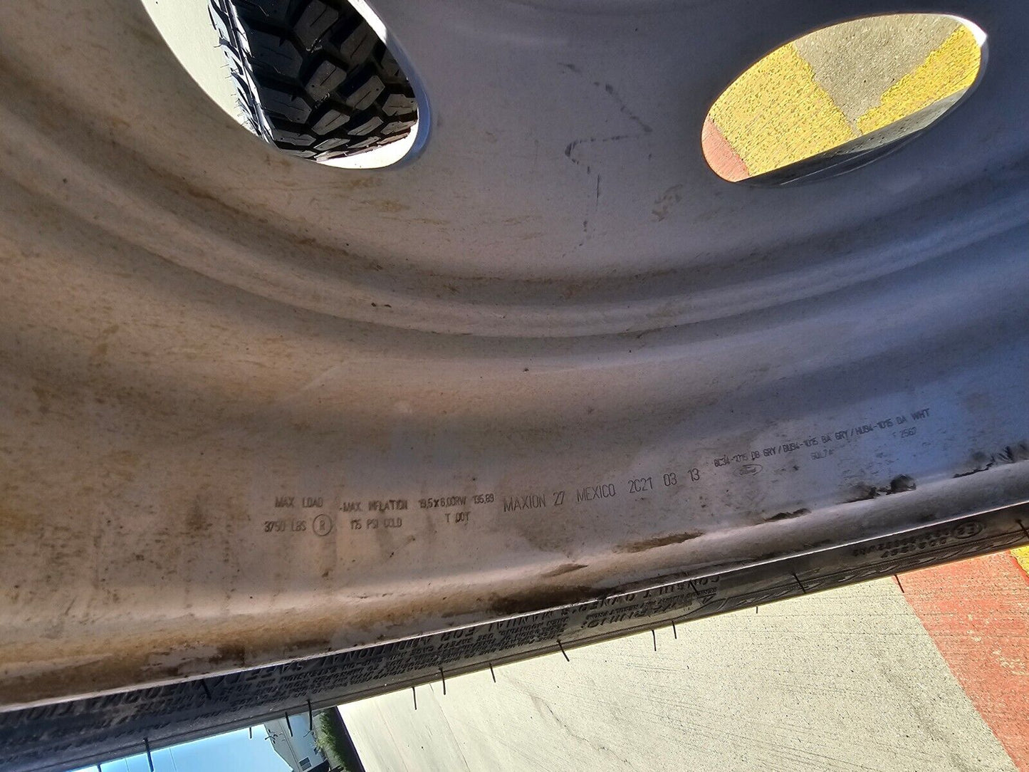 19.5" Ford F-450 Dually F-550 rim RAM 4500 OEM 10x225 spare MICHELIN NEW