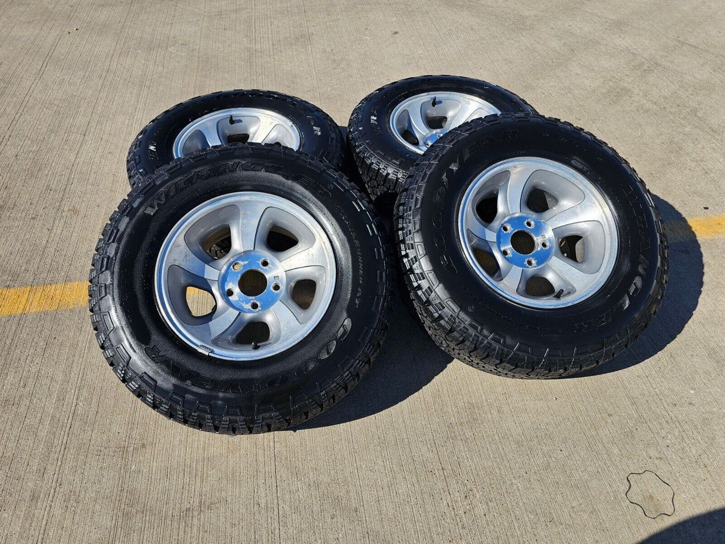 15" Chevy S10 Blazer Chevy wheels rims 5063 GMC NEW tires 5x120 5x4.75 2000 2004