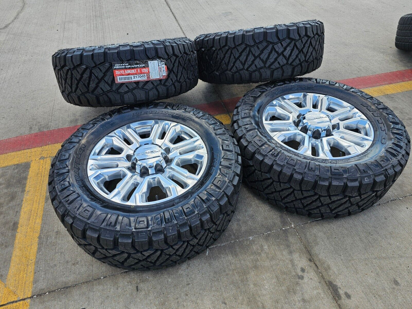 20" GMC Sierra 2500 3500 Denali OEM 5957 wheels rims 2024 2025 tires 35" NEW