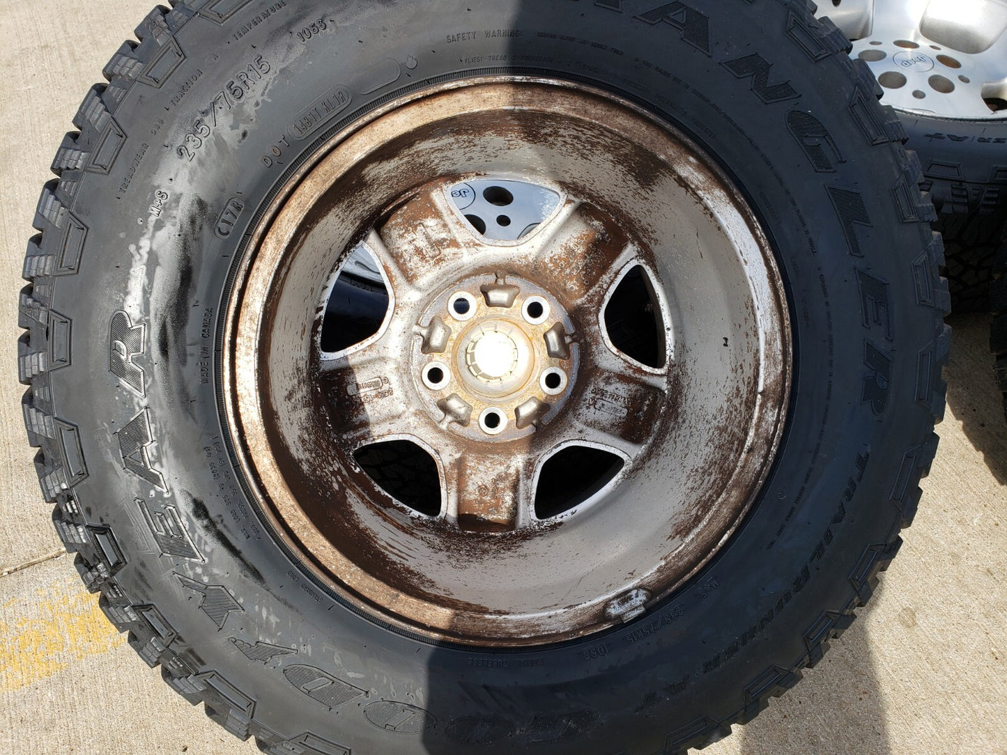 15" Jeep Wrangler OEM wheels rims 9024 1997 1998 1999 2000 2001 NEW A/T tires