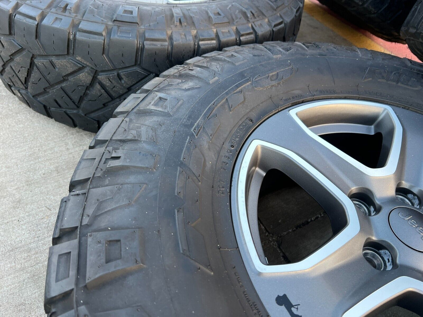 17" Jeep Wrangler OEM wheels rims 9217 Gladiator NITTO 34"