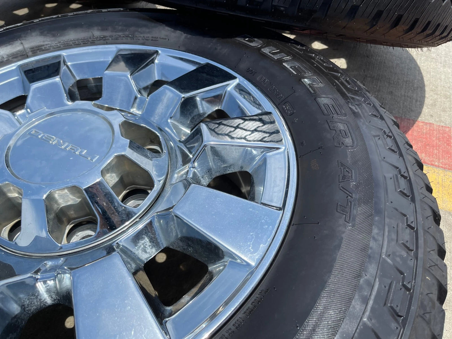 20" GMC Sierra 2500 3500 DENALI OEM 5704 wheels rims tires BRIDGESTONE