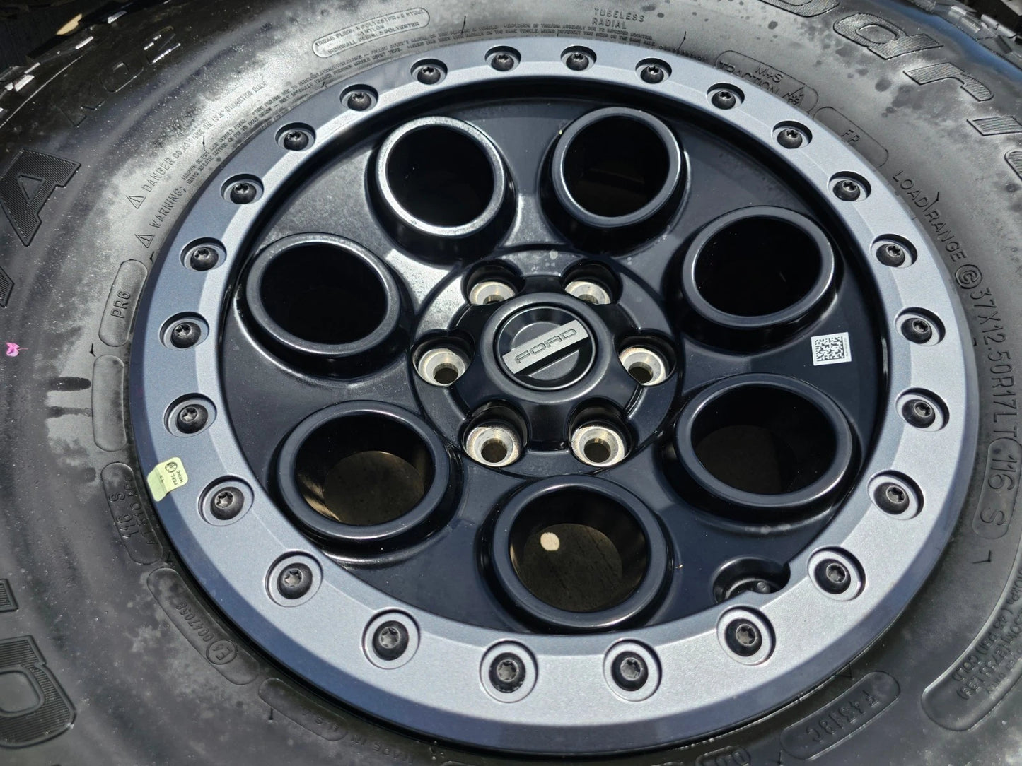 17" Ford F-150 Raptor OEM BEADLOCK rims wheels BFG KO2 37" tires NEW