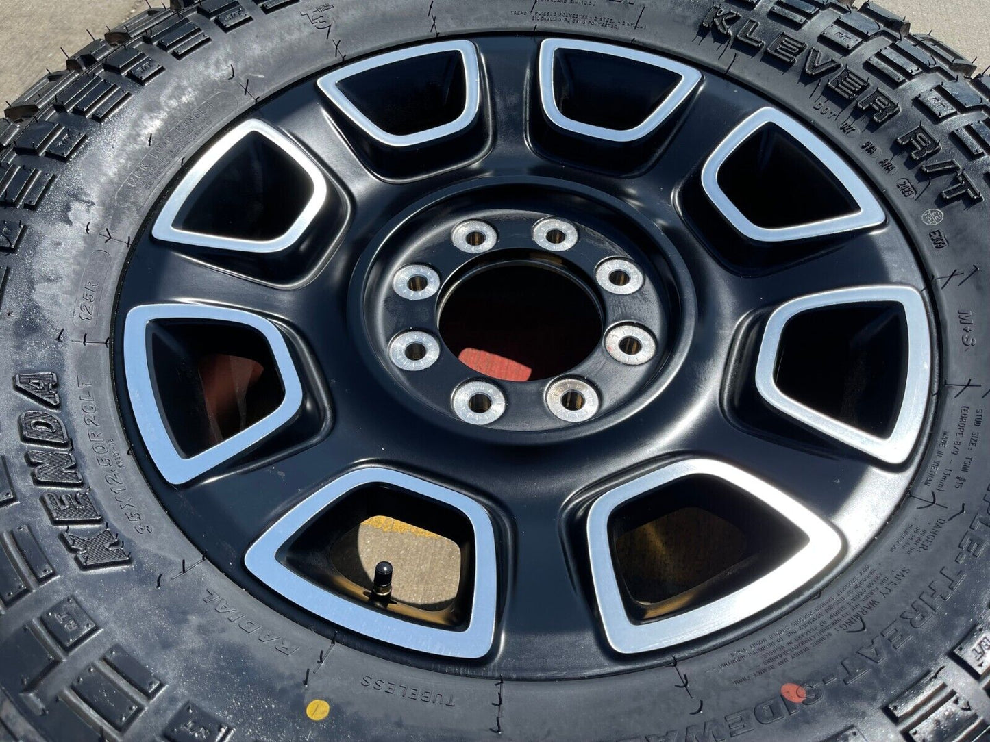 20" Ford F-250 F-350 OEM Lariat Platinum wheel rim 10486 2024 2025 NEW 35"