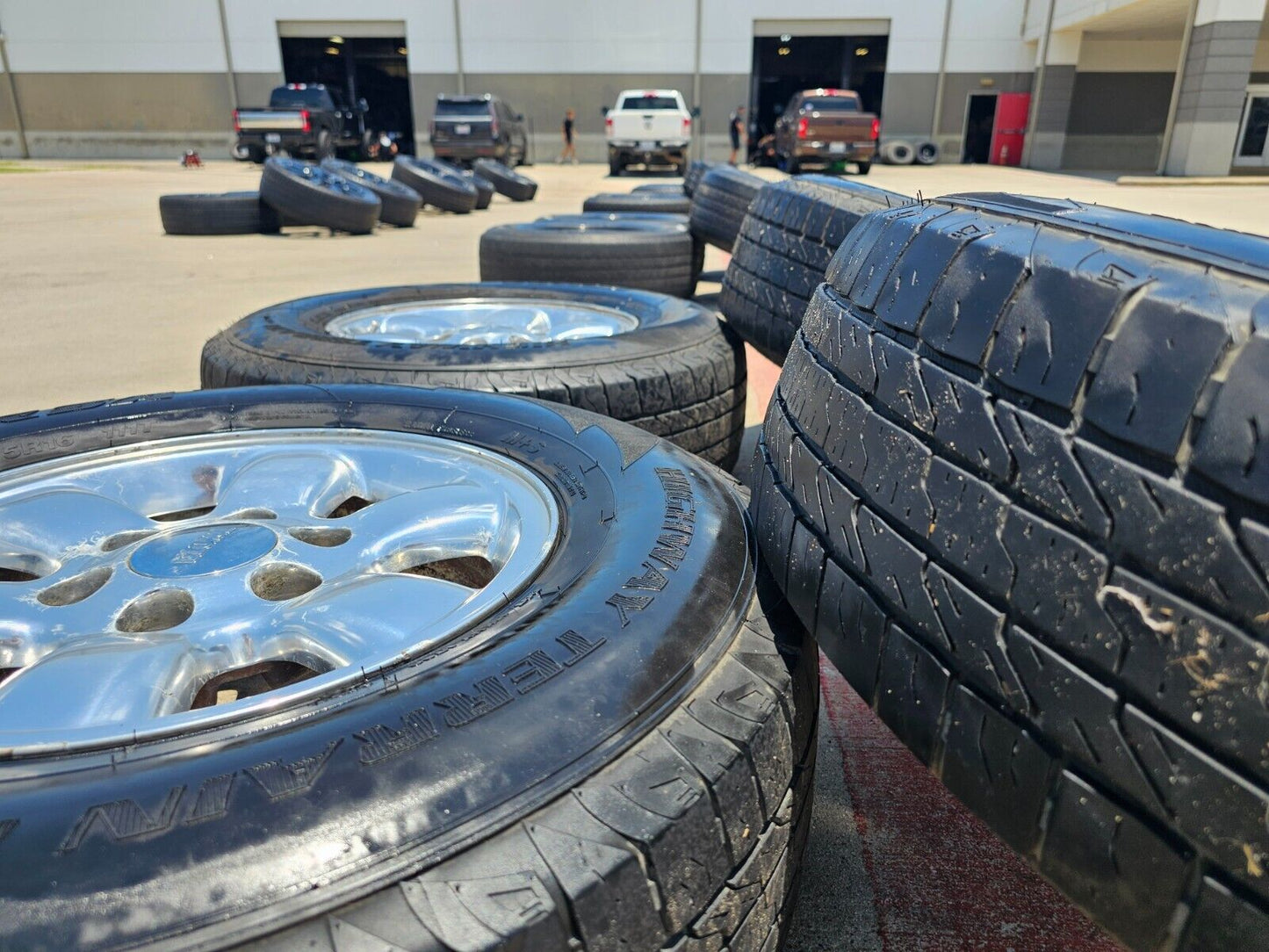 16" Toyota Tacoma OEM wheels rims tires