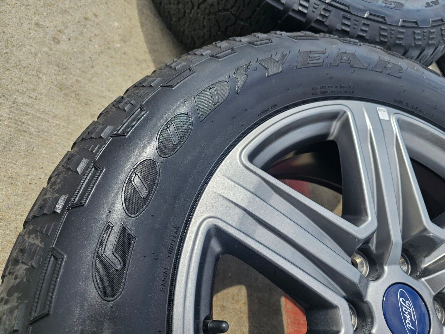 20" Ford F-150 FX-4 Expedition OEM 10172 10143 wheels rims tires