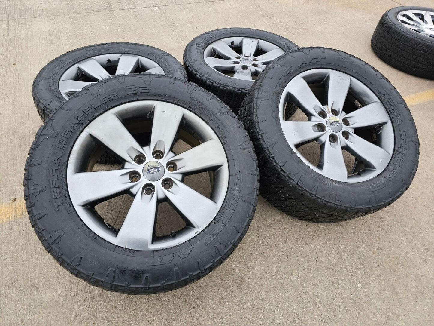 20" Ford Expedition F-150 OEM gray wheels rims 3833 3896 tires NITTO