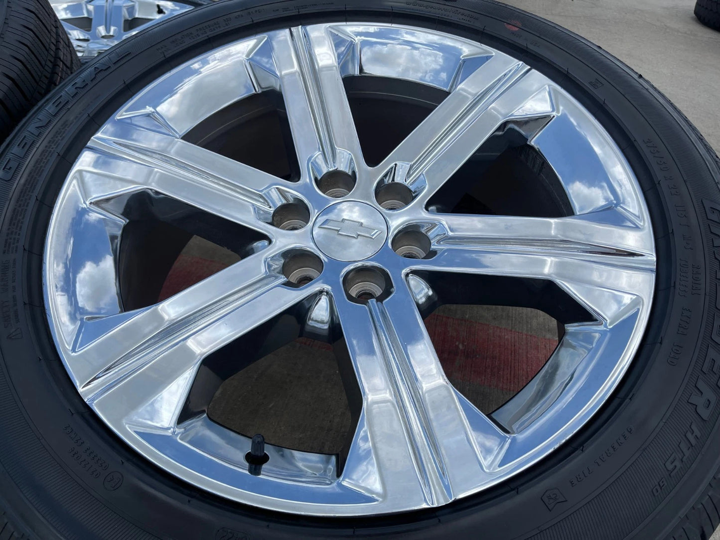 22" GMC Yukon Tahoe Chevy OEM CHROME wheels rims Silverado 5667 NEW tires