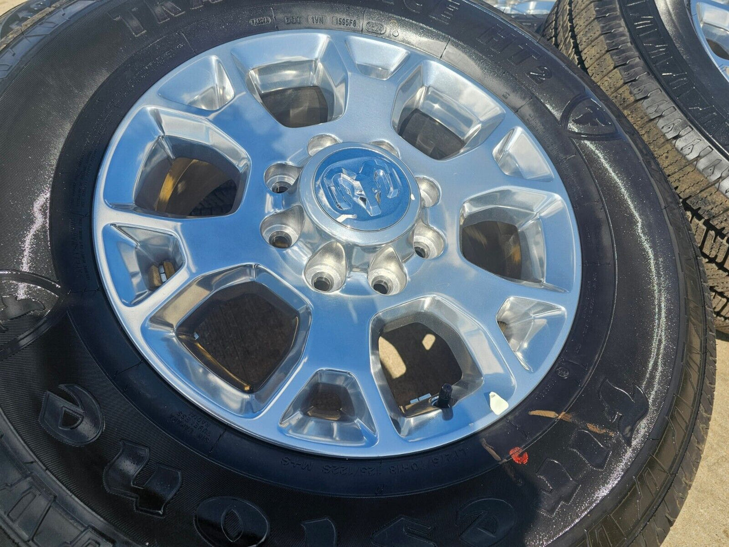 18" Ram 2500 3500 Laramie Power Wagon OEM wheels rims 2693 tires 2024 2025 NEW