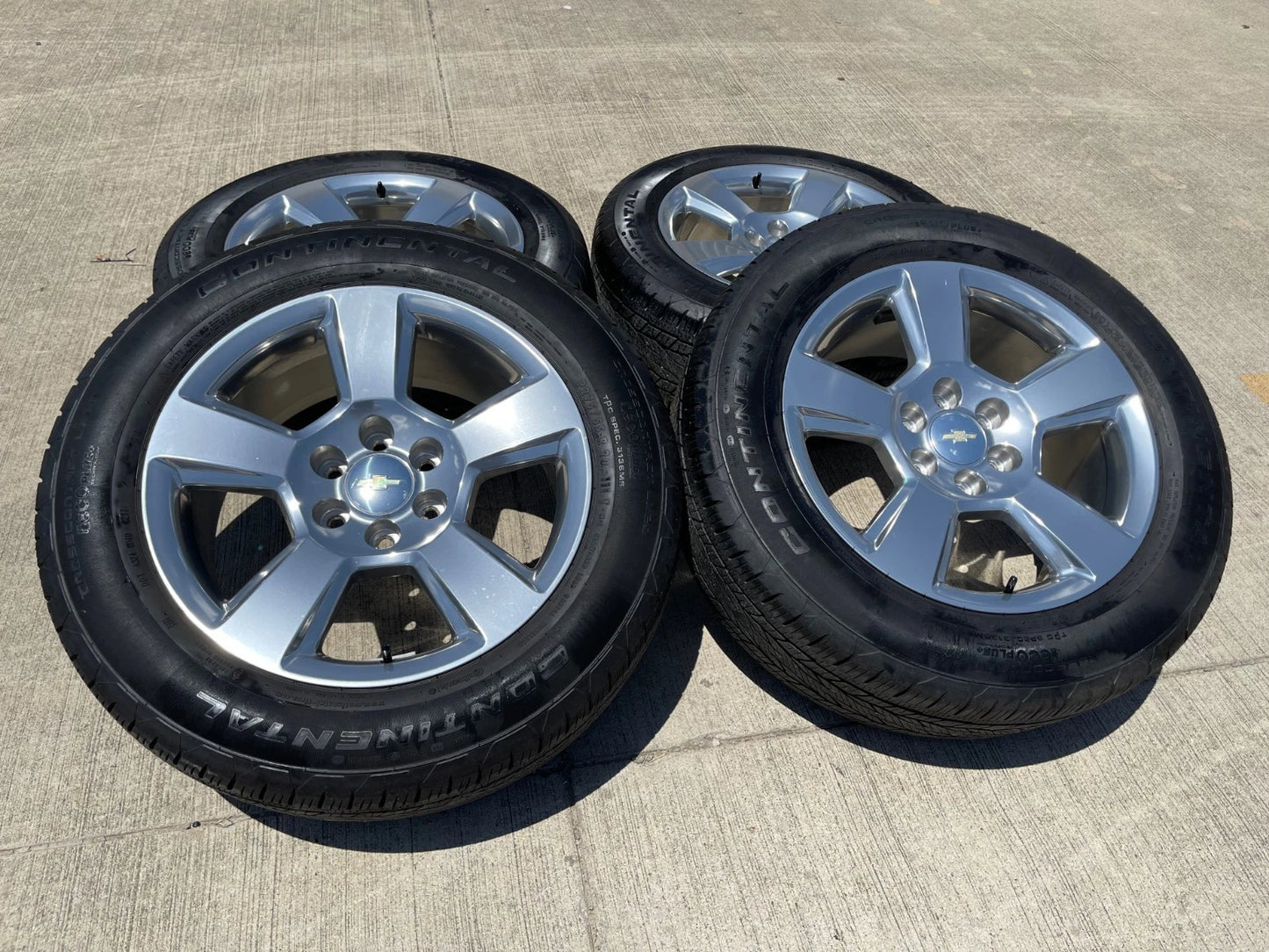 20" Chevy Silverado Tahoe Suburban OEM 5652 wheels rims tires CONTINENTAL