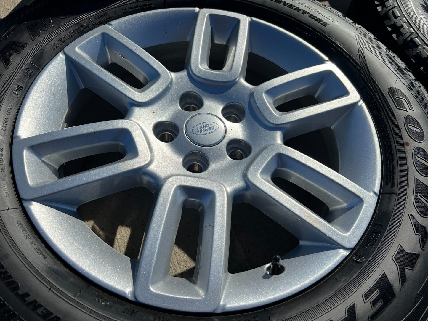 19" Land Rover DEFENDER Range Rover OEM wheels rims 72350 A/T 2023 2024 2025 NEW