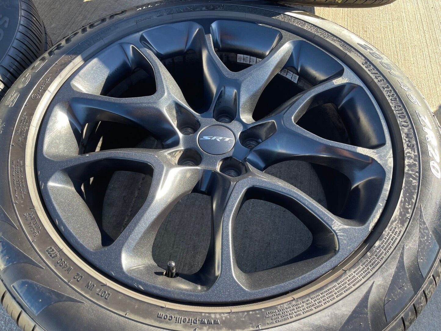 20" Durango Hellcat Jeep Grand Cherokee SRT OEM 2733 wheels rims tires