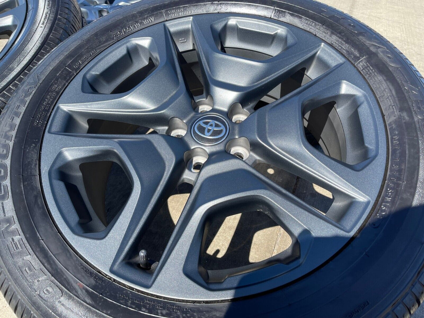 19" Toyota Rav4 Premium OEM wheels rims 75243 Highlander 2022 2023 2024 2025