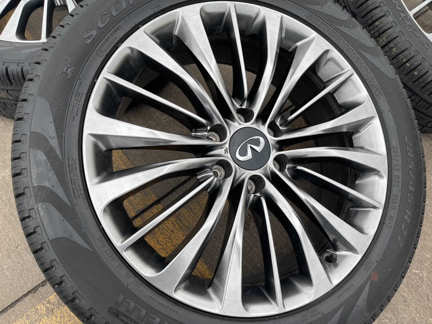 22" Infiniti QX80 QX56 Nissan Titan OEM wheels rims 73807 tires NEW