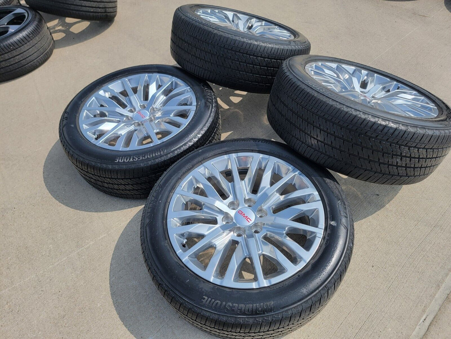 22" GMC Sierra Yukon DENALI Silverado OEM 5921 wheels rims 2021 2022 2023 2024