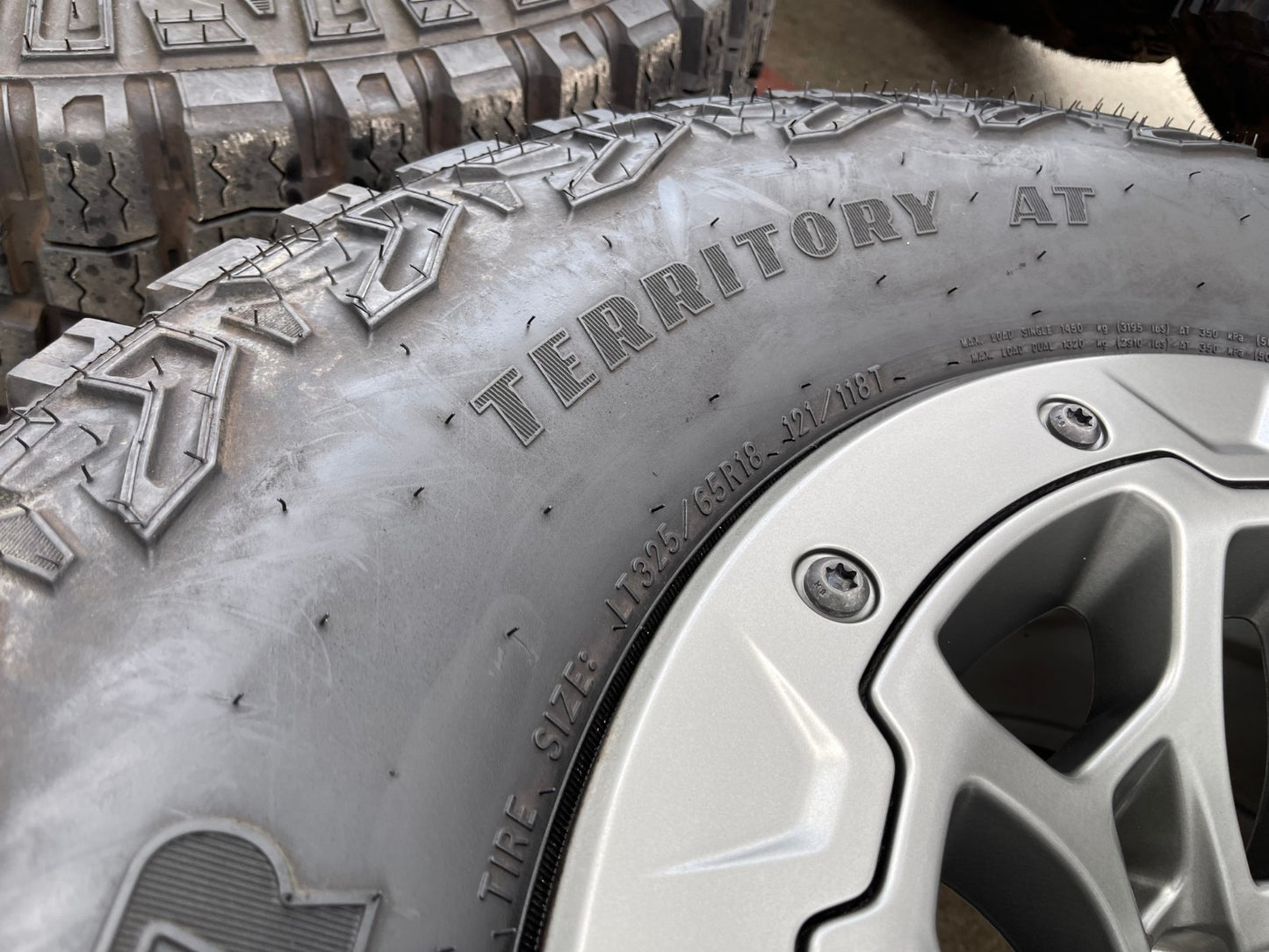 18" Dodge Ram 1500 RHO TRX Beadlock OEM wheel rim 2735 tires 2023 2024 2025 2026