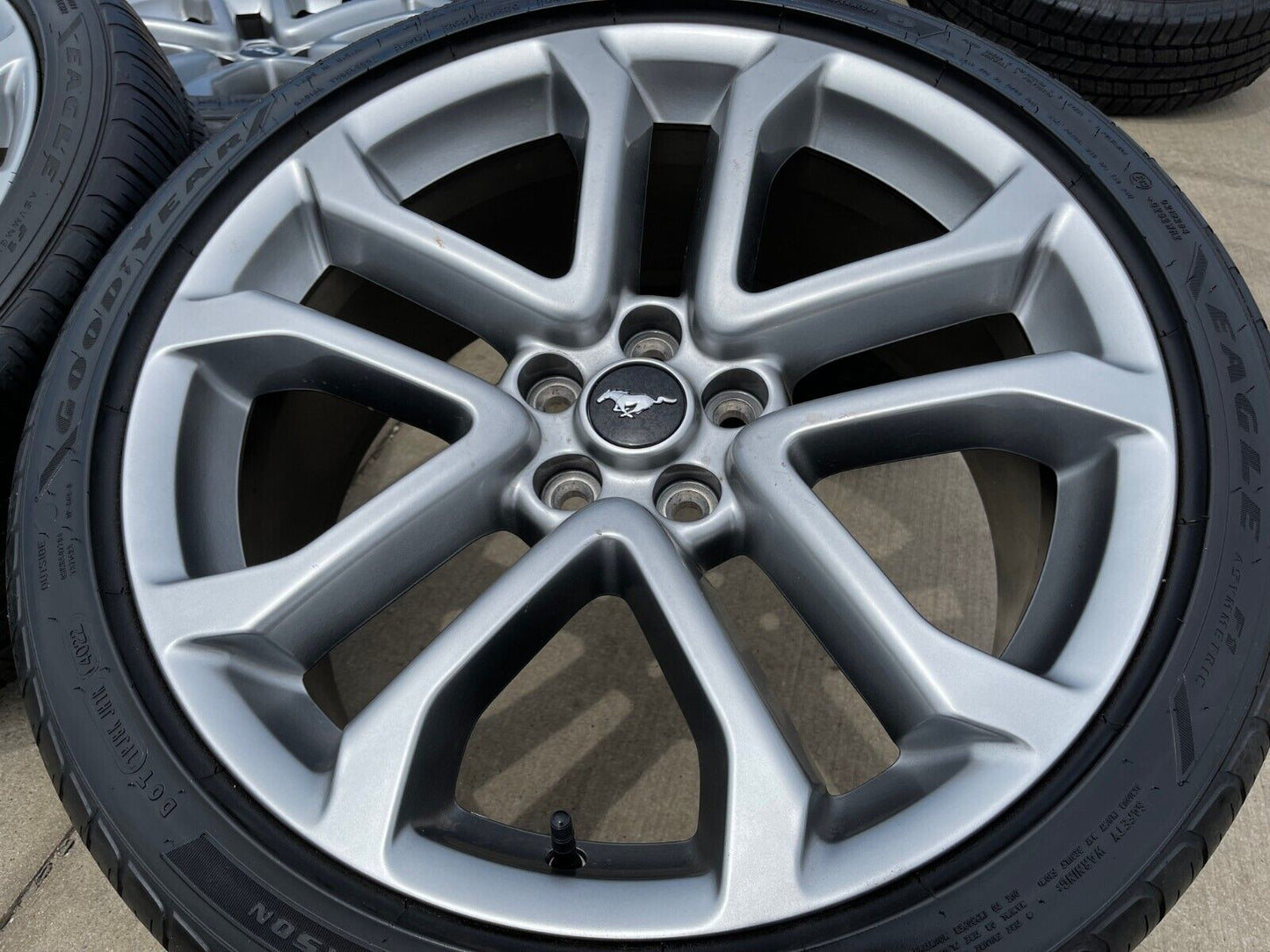 20" Ford Mustang GT OEM 10167 wheels rims 2019 2020 2021 2022 2023 2024 NEW
