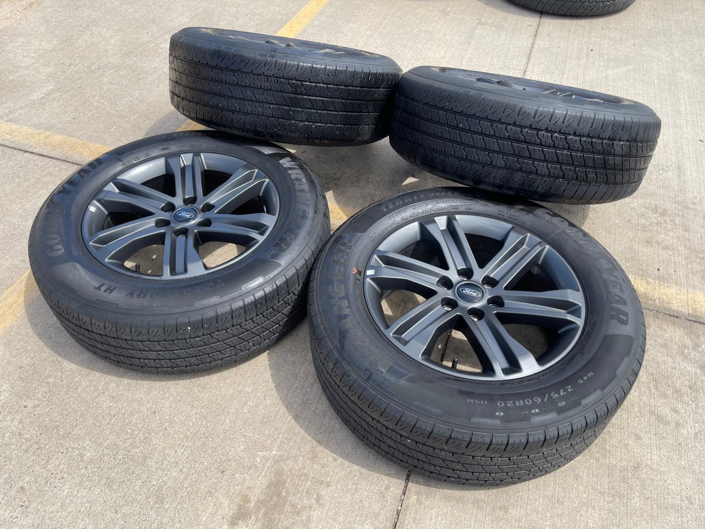 20" Ford F-150 FX-4 PLATINUM OEM rims wheels 10344 Expedition GOODYEAR