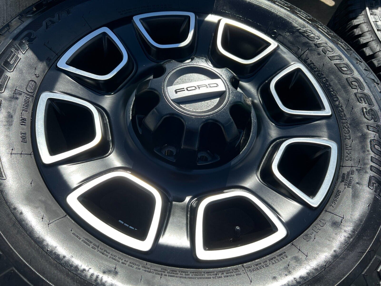 20" Ford F-250 F-350 OEM Lariat Platinum wheels rims 10486 2023 2024